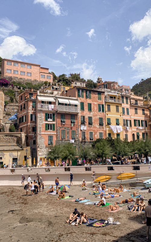 VERNAZZA BEACH